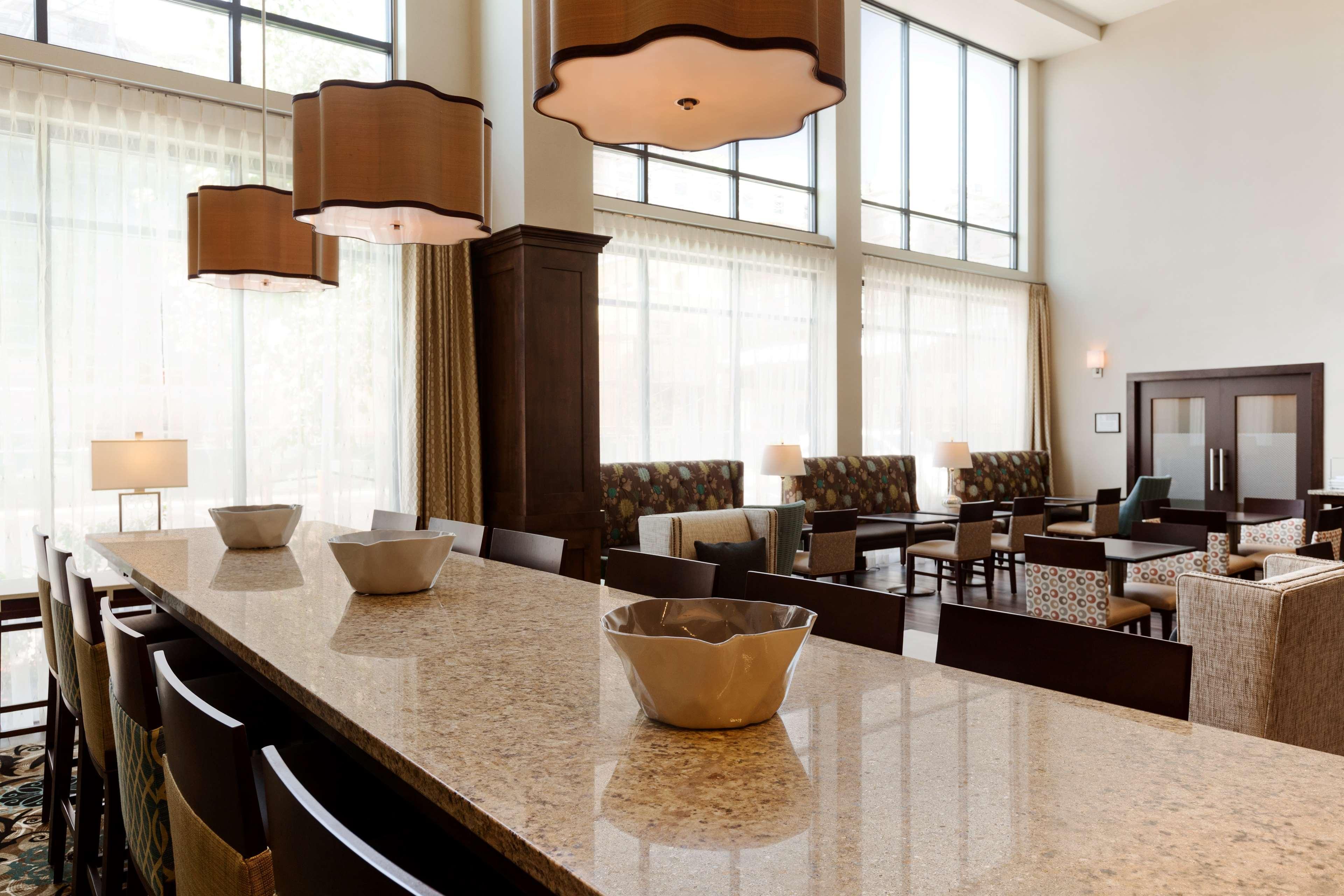 Hampton Inn & Suites Portland/Hillsboro-Evergreen Park Extérieur photo