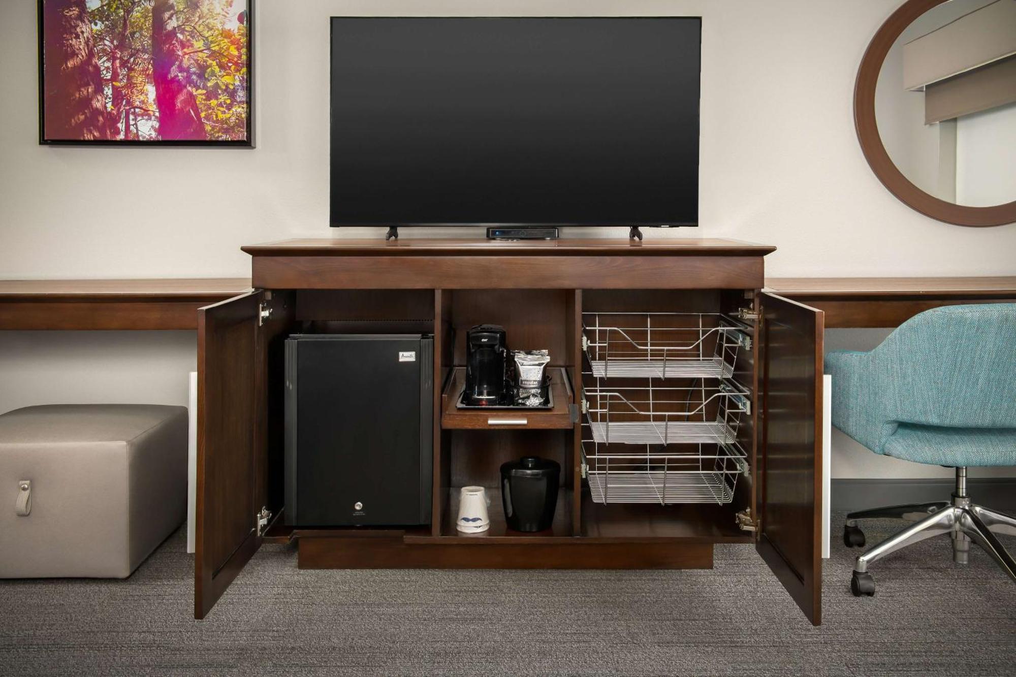 Hampton Inn & Suites Portland/Hillsboro-Evergreen Park Extérieur photo