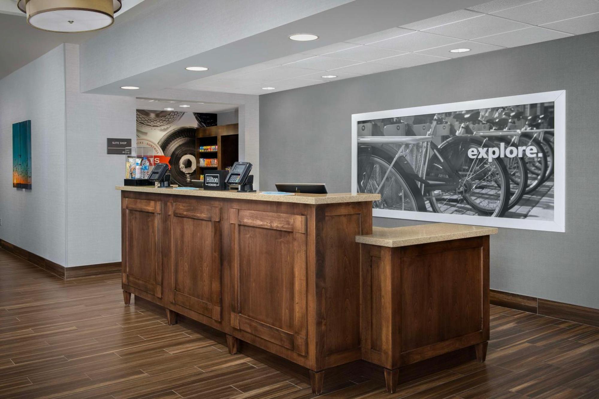 Hampton Inn & Suites Portland/Hillsboro-Evergreen Park Extérieur photo