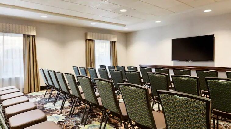 Hampton Inn & Suites Portland/Hillsboro-Evergreen Park Extérieur photo